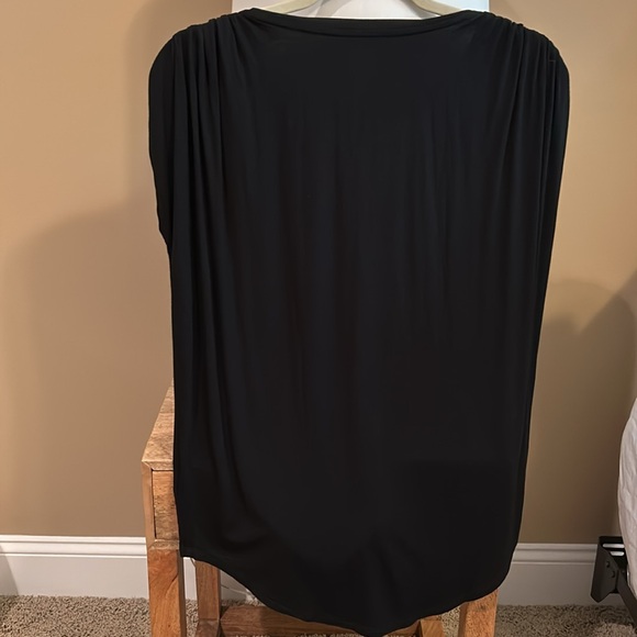 Express Top - Picture 5 of 11